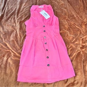 Saints + Secrets Denim Sleeveless Pink Collared Button-down dress.